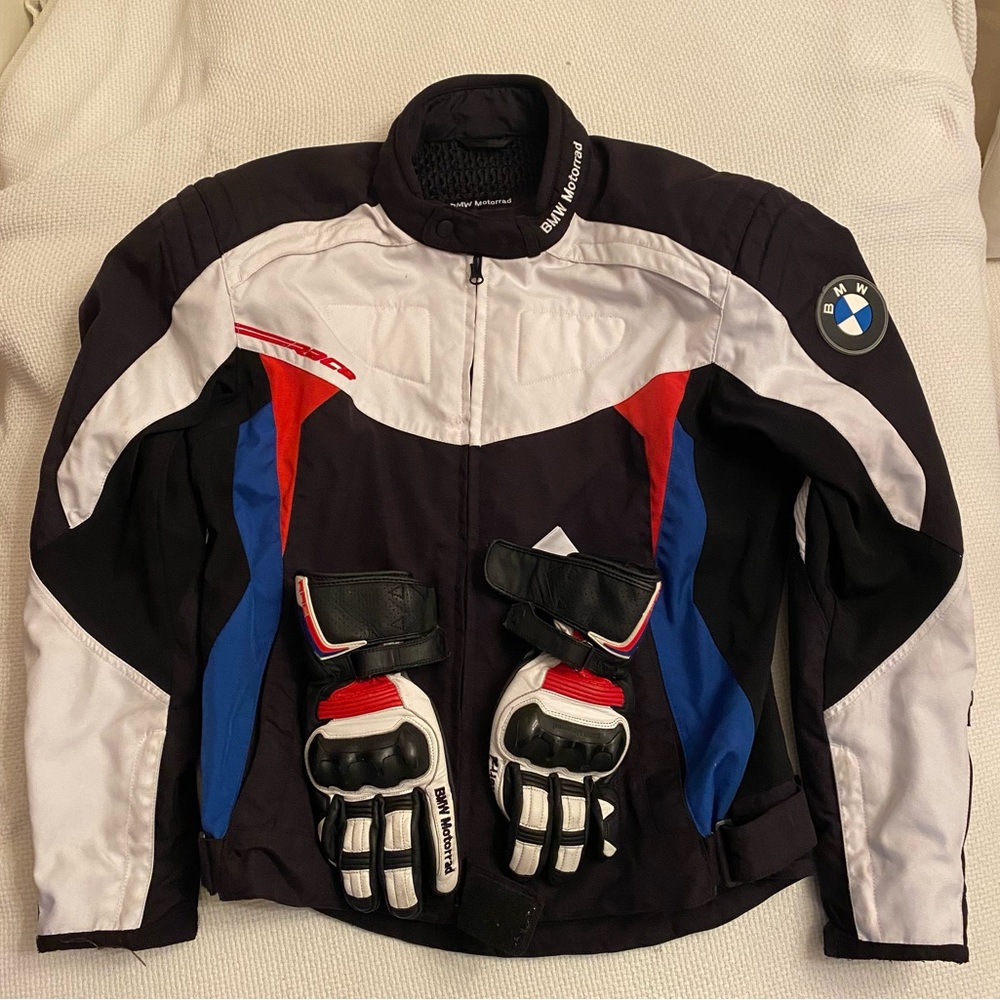 BMW Motorrad Jacket, gloves Medium, used. No liner included.